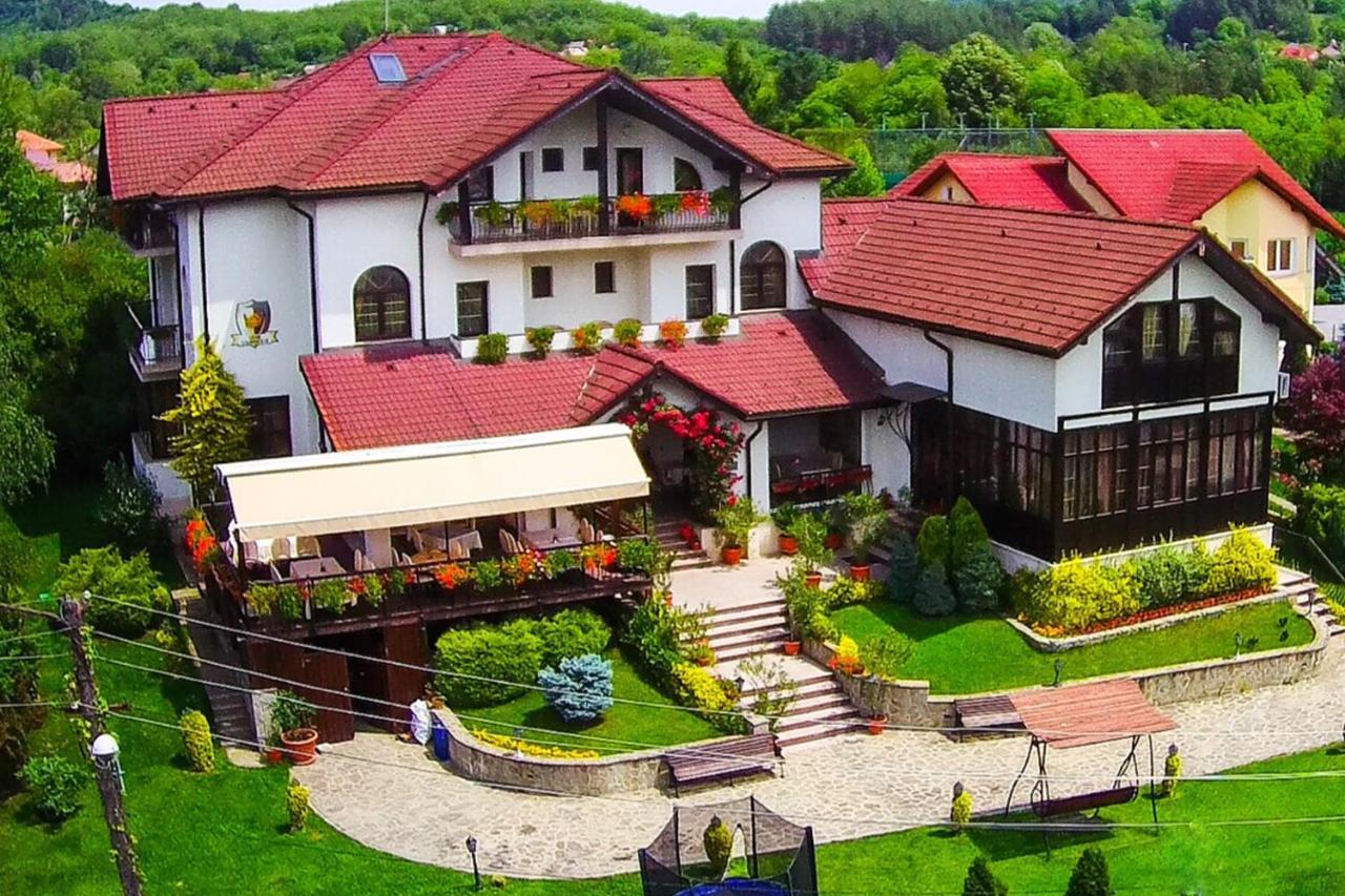 Casa Domneasca Hotel Curtea de Argeş Екстериор снимка