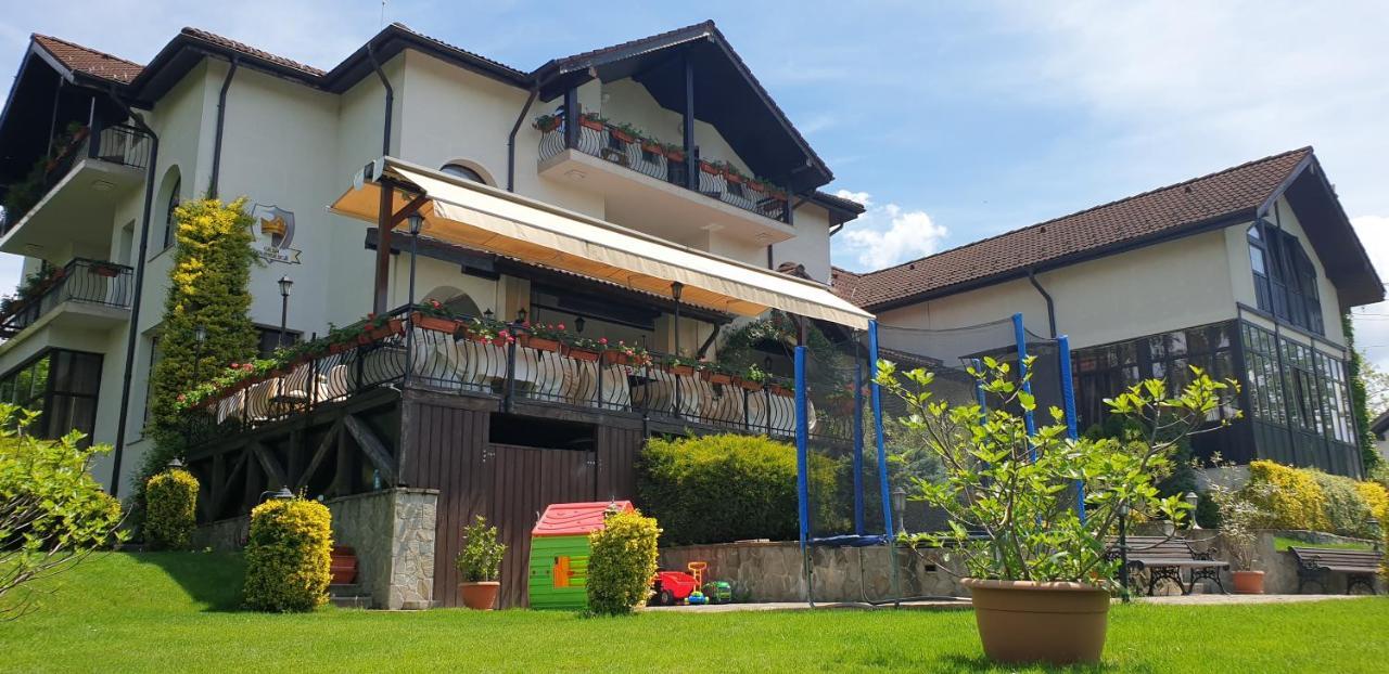 Casa Domneasca Hotel Curtea de Argeş Екстериор снимка