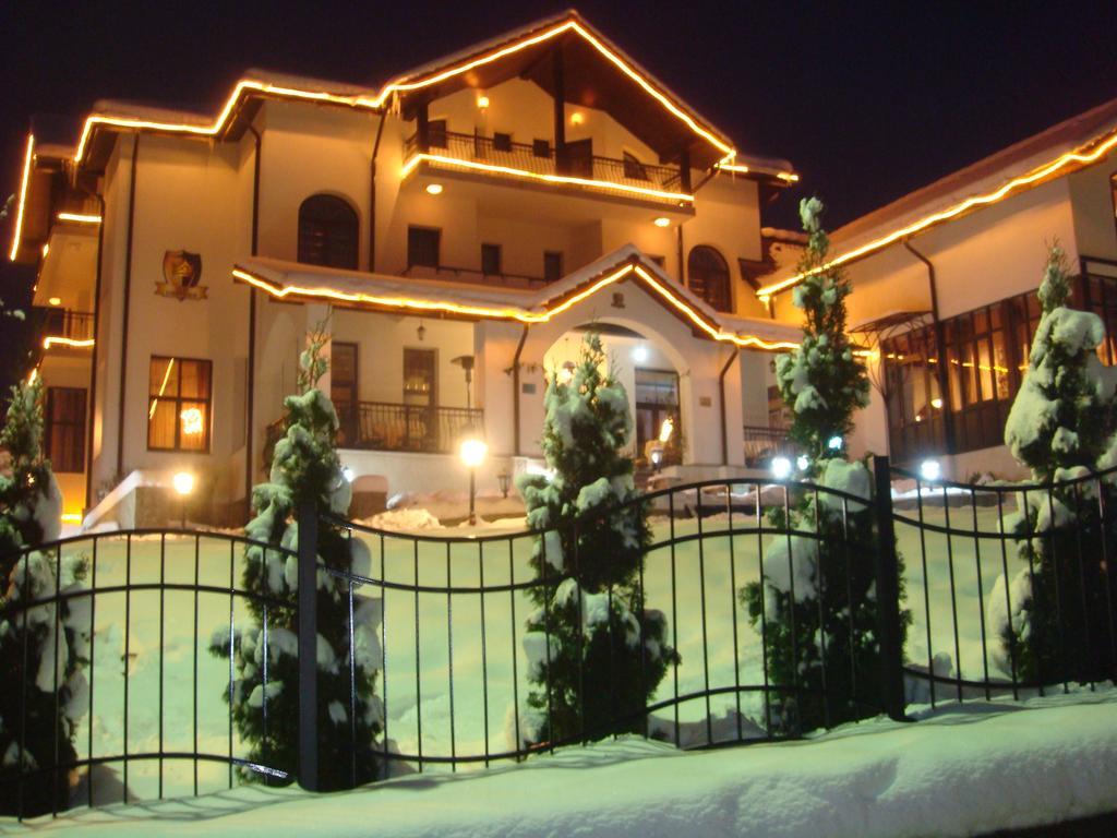 Casa Domneasca Hotel Curtea de Argeş Екстериор снимка